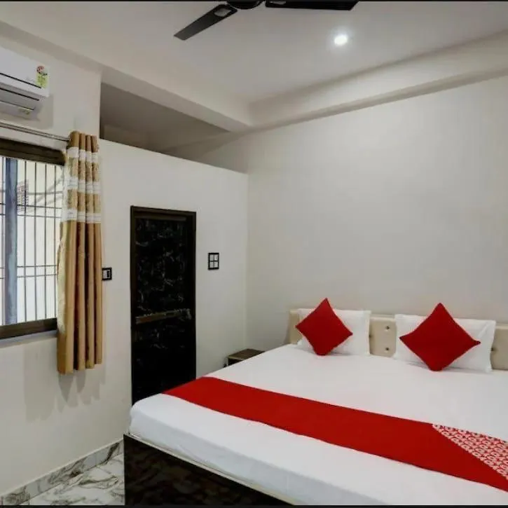 Ss Palace Hotel Varanasi 0*,